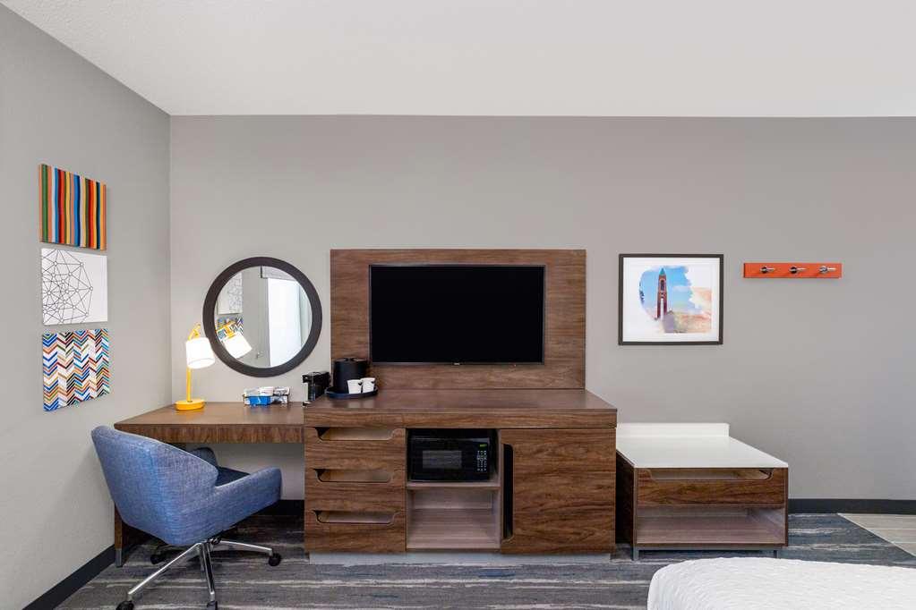 Hampton Inn & Suites Muncie Cameră foto